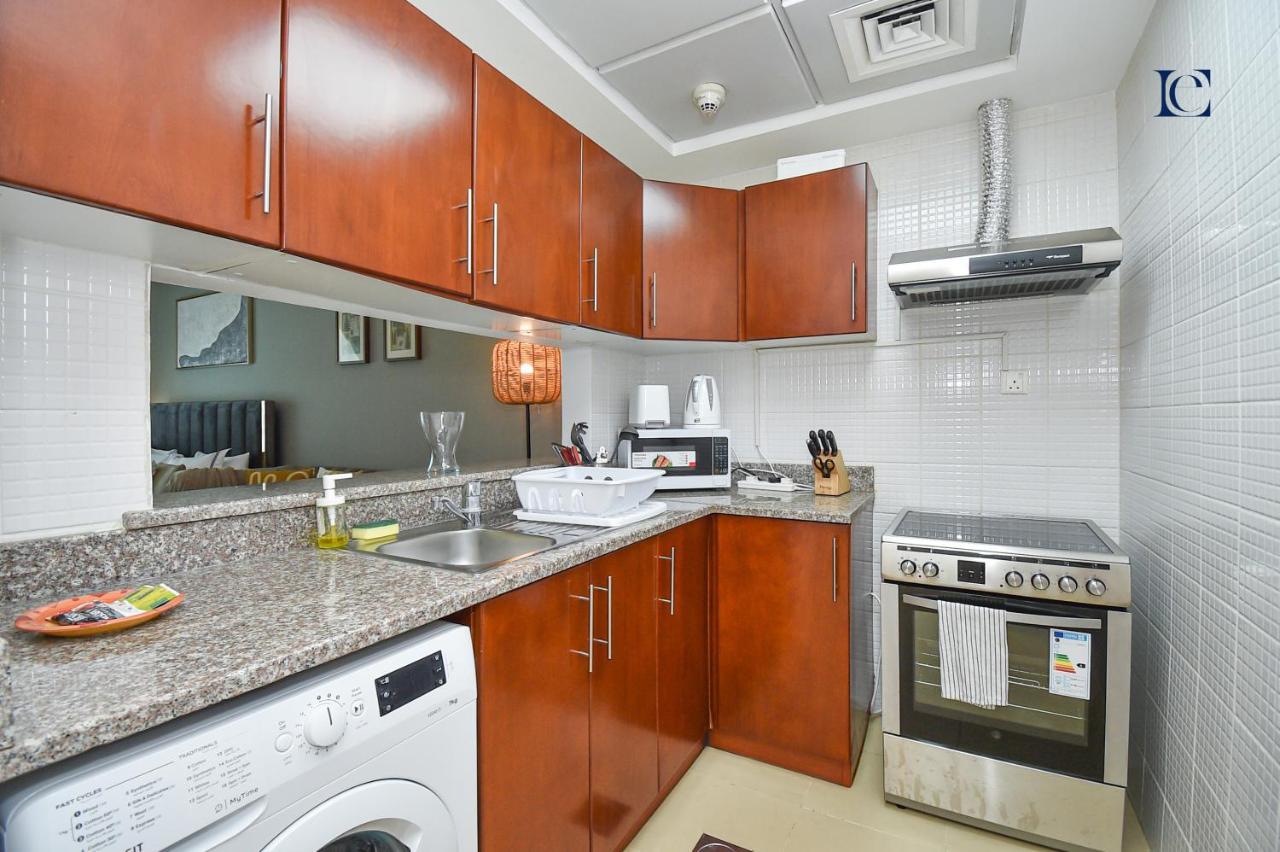 Luxury Escapes - Modern Studio Near Metro In X1 Tower Jlt Dubaj Kültér fotó